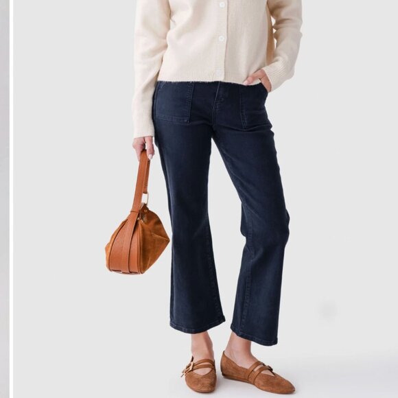 Risen Rosie Ankle Flare Jeans from Social Threads Size 25. NWT - Picture 2 of 9